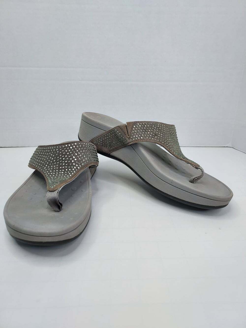 Vionic Naples‎ Platform Thong Sandals Women’s 10 Rhinestone Grey Leather Sparkle